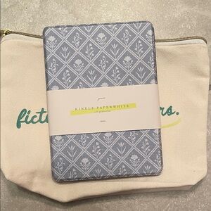 Page the shop Kindle case